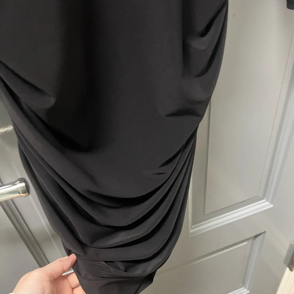 Norma Kamali Boyfriend Shirred Shirt Dress - Picture 7 of 14